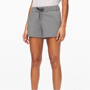 On the Fly Mid-Rise Short 2.5"